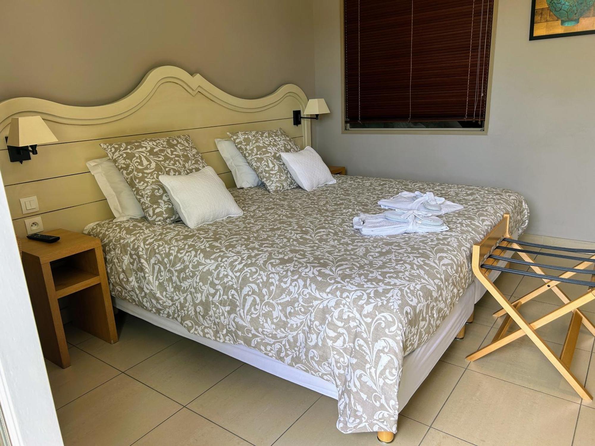 La Motte Suite Superieure Domaine Du Golf St Endreol, 1 A 2 Personnes المظهر الخارجي الصورة